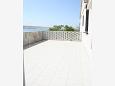 Terrace 2 Kustići, Terrace 2 u smještaju tipa apartment, s pogledom na more.