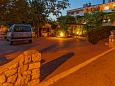 Parking lot - Apartments 4083 Parking lot Šimuni (Pag) - Accommodation 4083 - Apartments near sea.