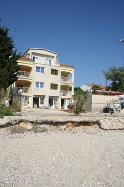 Property - Apartments 4092 Property Mandre (Pag) - Accommodation 4092 - Apartments near sea with pebble beach.