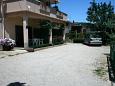 Parking lot - Apartments 415 Parking lot Kornić (Krk) - Accommodation 415 - Apartments with pebble beach.