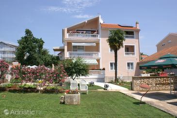 Property - Apartments 4171 Property Vodice (Vodice) - Accommodation 4171 - Apartments with pebble beach.
