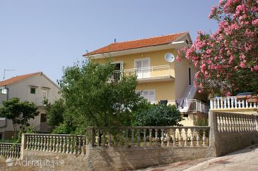 Property Grebaštica, Šibenik, Property 4207 - Apartments blizu mora with pebble beach.