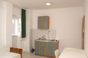 Kitchen Brodarica, Kitchen u smještaju tipa studio-apartment, dopusteni kucni ljubimci.