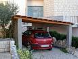 Parking lot - Apartments 4337 Parking lot Kneža (Korčula) - Accommodation 4337 - Apartments near sea.