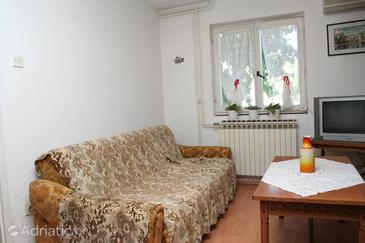 Living room Sreser, Living room u smještaju tipa apartment, dostupna klima, dopusteni kucni ljubimci i WIFI.