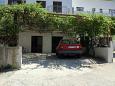 Parking lot - Apartments 4589 Parking lot Jelsa (Hvar) - Accommodation 4589 - Apartments with sandy beach.