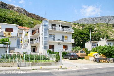 Property - Apartments 4804 Property Duće (Omiš) - Accommodation 4804 - Apartments near sea with sandy beach.