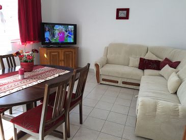 Living room Banjol, Living room u smještaju tipa apartment, dostupna klima, dopusteni kucni ljubimci i WIFI.