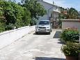 Parking lot - Apartments 5007 Parking lot Banjol (Rab) - Accommodation 5007 - Apartments near sea.