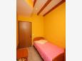 Bedroom Bedroom - Room S-5047-c - Rooms Banjol (Rab) - 5047
