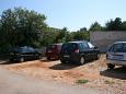 Parking lot - Apartments 5121 Parking lot Jezera (Murter) - Accommodation 5121 - Apartments with pebble beach.
