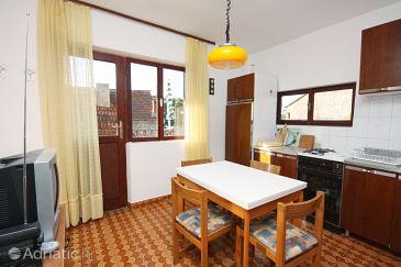 Dining room Maslinica, Dining room u smještaju tipa apartment, dostupna klima, dopusteni kucni ljubimci i WIFI.