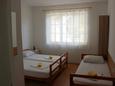 Schlafzimmer 1 Schlafzimmer 1 - Ferienwohnung A-5198-a - Ferienwohnungen Gradac (Makarska) - 5198