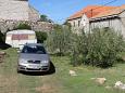 Parking lot - Apartments 5247 Parking lot Pitve (Hvar) - Accommodation 5247 - Apartments with sandy beach.