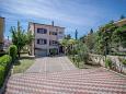 Parking lot - Apartments 5396 Parking lot Krk (Krk) - Accommodation 5396 - Apartments with pebble beach.