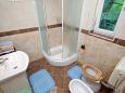 Bathroom Baška, Bathroom u smještaju tipa room, dopusteni kucni ljubimci.