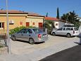 Parking lot - Apartments 5431 Parking lot Baška (Krk) - Accommodation 5431 - Apartments with pebble beach.