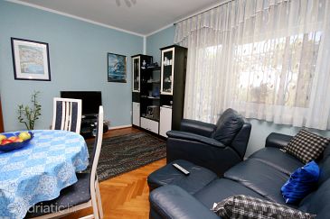 Living room Crikvenica, Living room u smještaju tipa apartment, dostupna klima, dopusteni kucni ljubimci i WIFI.