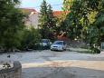 Parking lot - Apartments 5662 Parking lot Supetar (Brač) - Accommodation 5662 - Apartments with pebble beach.