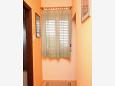 Hallway 1 Hallway 1 - House K-5673 - Vacation Rentals Škrip (Brač) - 5673