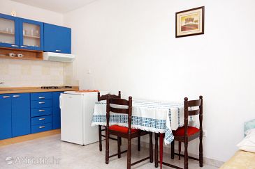 Dining room Hvar, Dining room u smještaju tipa studio-apartment.