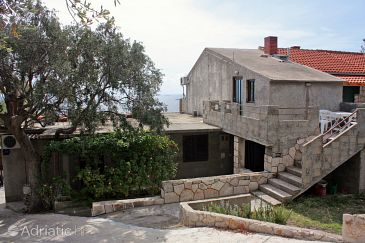 Property - Apartments 5707 Property Bojanić Bad (Hvar) - Accommodation 5707 - Apartments near sea with pebble beach.