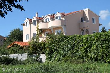 Property - Apartments 5743 Property Vodice (Vodice) - Accommodation 5743 - Apartments with pebble beach.