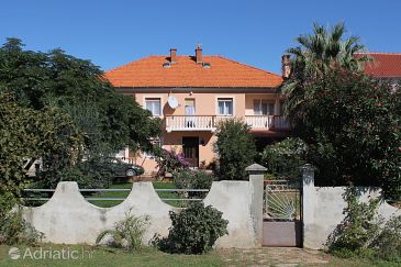 Property - Apartments 5747 Property Privlaka (Zadar) - Accommodation 5747 - Apartments with sandy beach.