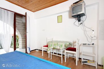 Dining room Zadar - Diklo, Dining room u smještaju tipa studio-apartment, WIFI.