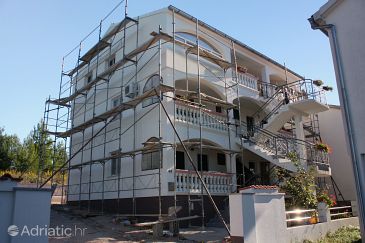 Property Vodice, Vodice, Property 5814 - Apartments with pebble beach.