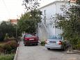 Parking lot - Apartments 5825 Parking lot Tkon (Pašman) - Accommodation 5825 - Apartments near sea.