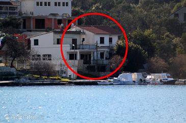 Property - Apartments 5982 Property Vinišće (Trogir) - Accommodation 5982 - Apartments near sea.