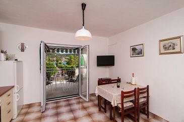 Apartment A-6015-b - Apartments Vinišće (Trogir) - 6015