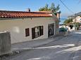Parking lot - Apartments 6041 Parking lot Pisak (Omiš) - Accommodation 6041 - Apartments near sea with pebble beach.