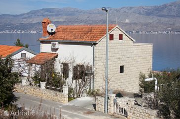 Property - Apartments 6049 Property Postira (Brač) - Accommodation 6049 - Apartments with pebble beach.
