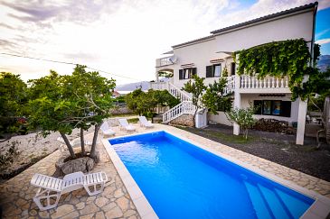 Property - Apartments 6187 Property Vinjerac (Zadar) - Accommodation 6187 - Apartments near sea with sandy beach.