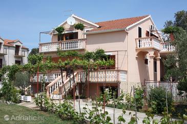 Property - Apartments 6197 Property Turanj (Biograd) - Accommodation 6197 - Apartments with sandy beach.