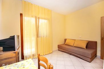 Apartment A-6209-b - Apartments Rovanjska (Paklenica) - 6209