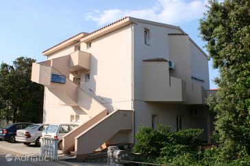 Property - Apartments 6371 Property Mandre (Pag) - Accommodation 6371 - Apartments near sea with pebble beach.
