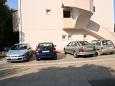 Parking lot - Apartments 6371 Parking lot Mandre (Pag) - Accommodation 6371 - Apartments near sea with pebble beach.