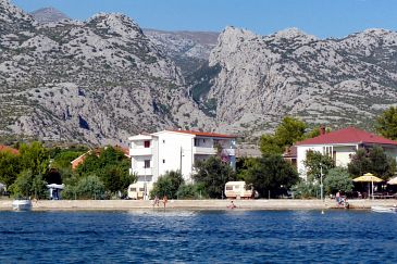 Property - Apartments and Rooms 6440 Property Seline (Paklenica) - Accommodation 6440 - Apartments and Rooms near sea with pebble beach.