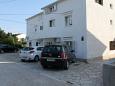 Parking lot - Apartments 6504 Parking lot Novalja (Pag) - Accommodation 6504 - Apartments with pebble beach.