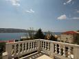 Terrace 2 Metajna, Terrace 2 u smještaju tipa apartment, s pogledom na more.
