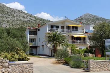 Property - Apartments 6527 Property Starigrad (Paklenica) - Accommodation 6527 - Apartments with pebble beach.