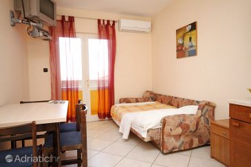 Apartment A-6532-a - Apartments Povljana (Pag) - 6532