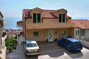 Property - Apartments and Rooms 6643 Property Makarska (Makarska) - Accommodation 6643 - Apartments and Rooms with pebble beach.