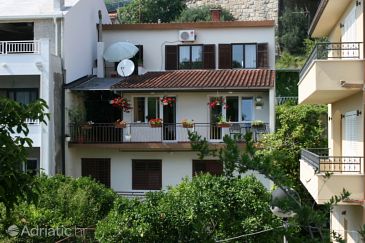 Property - Apartments 6680 Property Podgora (Makarska) - Accommodation 6680 - Apartments near sea with pebble beach.