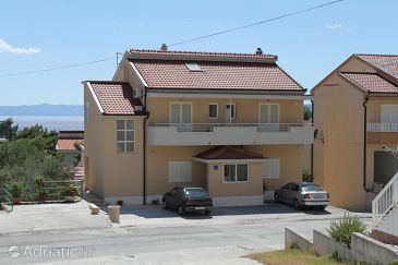 Property - Apartments 6850 Property Makarska (Makarska) - Accommodation 6850 - Apartments with pebble beach.