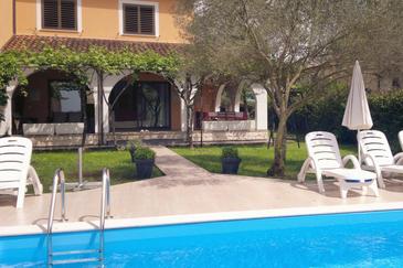Property - Vacation Rentals 7065 Property Rožac (Umag) - Accommodation 7065 - Vacation Rentals with rocky beach.