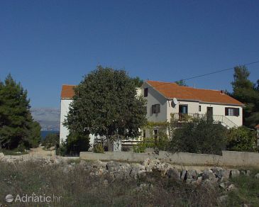 Property Mirca, Brač, Property 724 - Apartments with pebble beach.